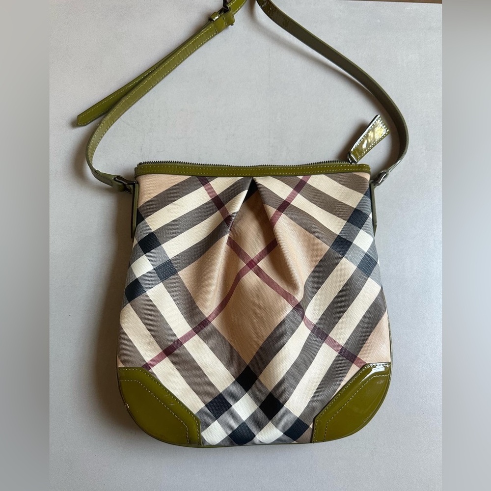 Burberry Olive Green/Beige House Check PVC and Patent Leather Pleated Hobo